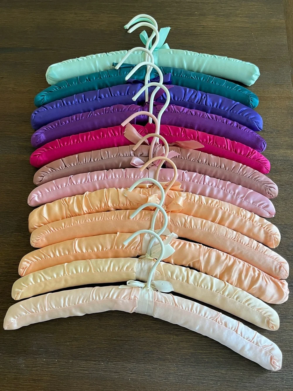 Vintage Retro | Padded Satin Clothes Hangers | Set of 12